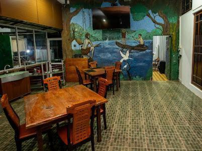 Delma Mount View Hotel Kandy Bagian luar foto